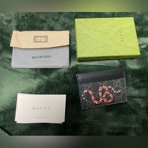 Gucci Kingsnake GG Men’s Card Case in Black NWT/Box/Dust Bag